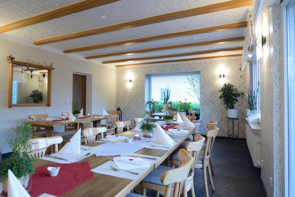 Hotel-Restaurant-Weingut Kapellenhof Klotten Exteriér fotografie