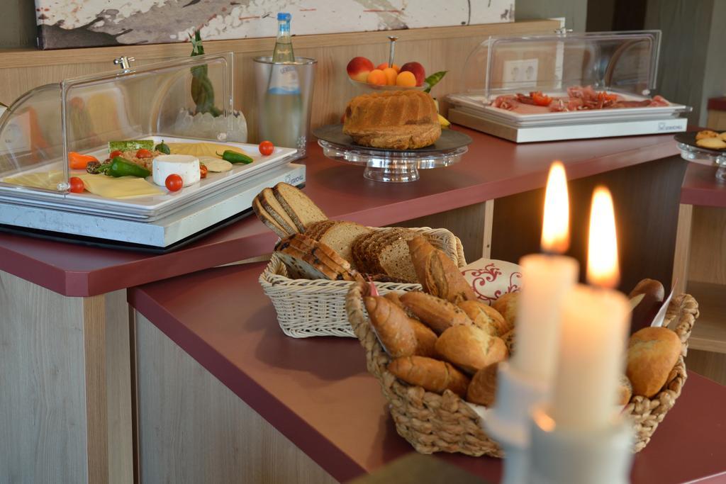 Hotel-Restaurant-Weingut Kapellenhof Klotten Exteriér fotografie