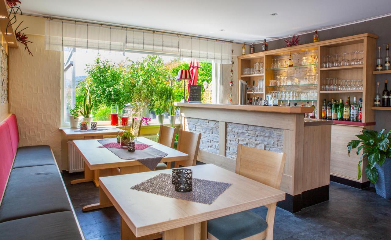 Hotel-Restaurant-Weingut Kapellenhof Klotten Exteriér fotografie