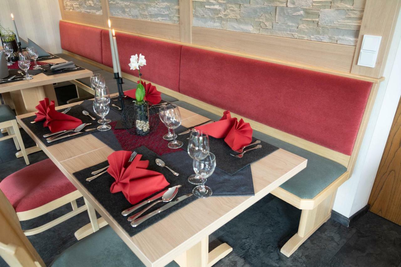 Hotel-Restaurant-Weingut Kapellenhof Klotten Exteriér fotografie
